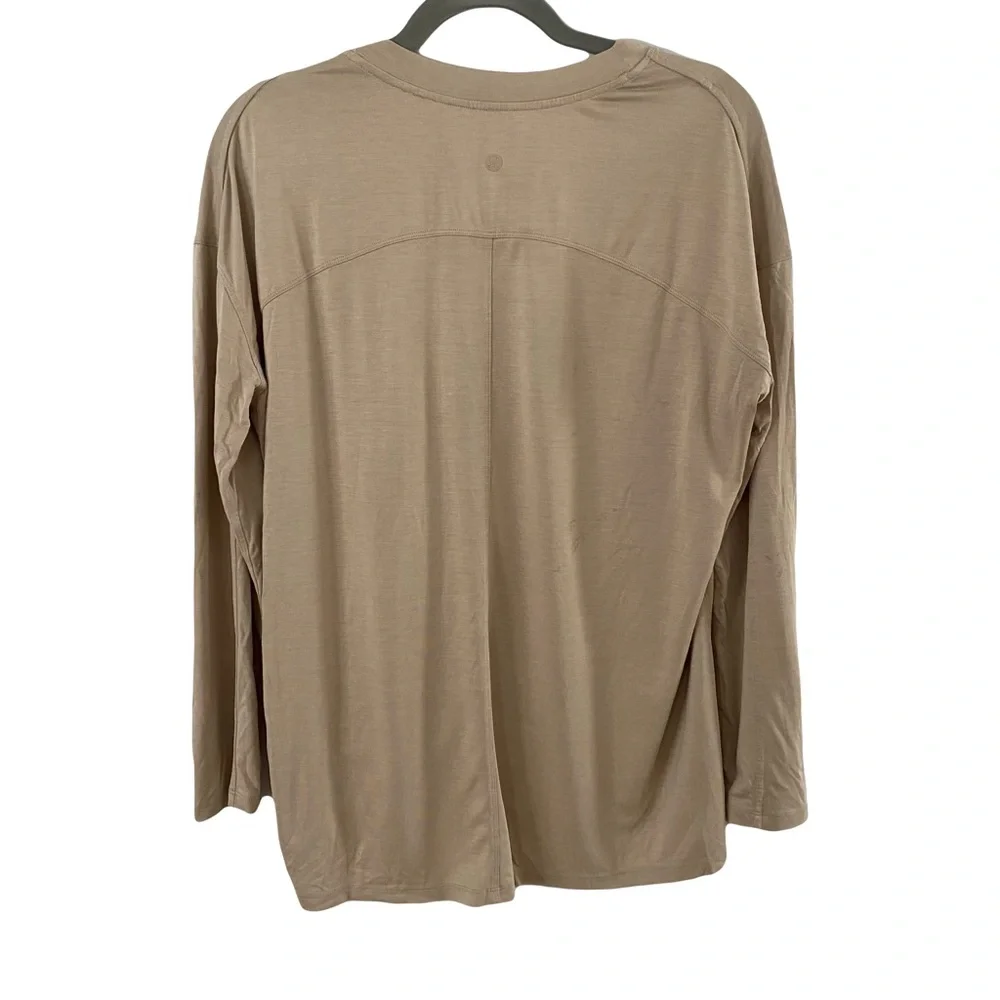 Lululemon‎ Side Cinch Tan Long Sleeve Casual Athleisure Crewneck Top Size 6